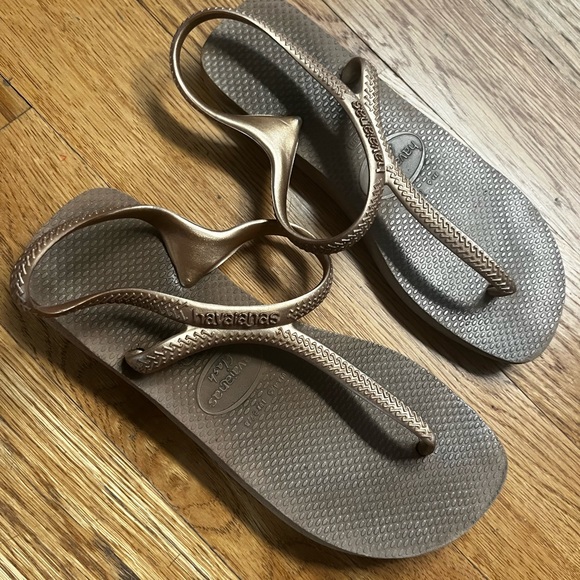 Havianas Urban Sandals - Picture 4 of 4